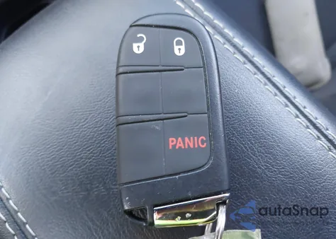 2022 Jeep Compass Altitude 4X4 z USA, uszkodzony, nr VIN 3C4NJDBB1NT194296